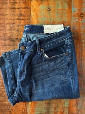 LOFT Curvy Sexy Boot Cut Jean